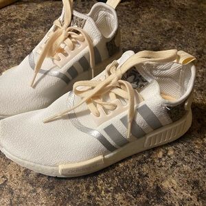 Adidas NMD R1- Cheetah Print sneakers. Worn a few times. Good condition.